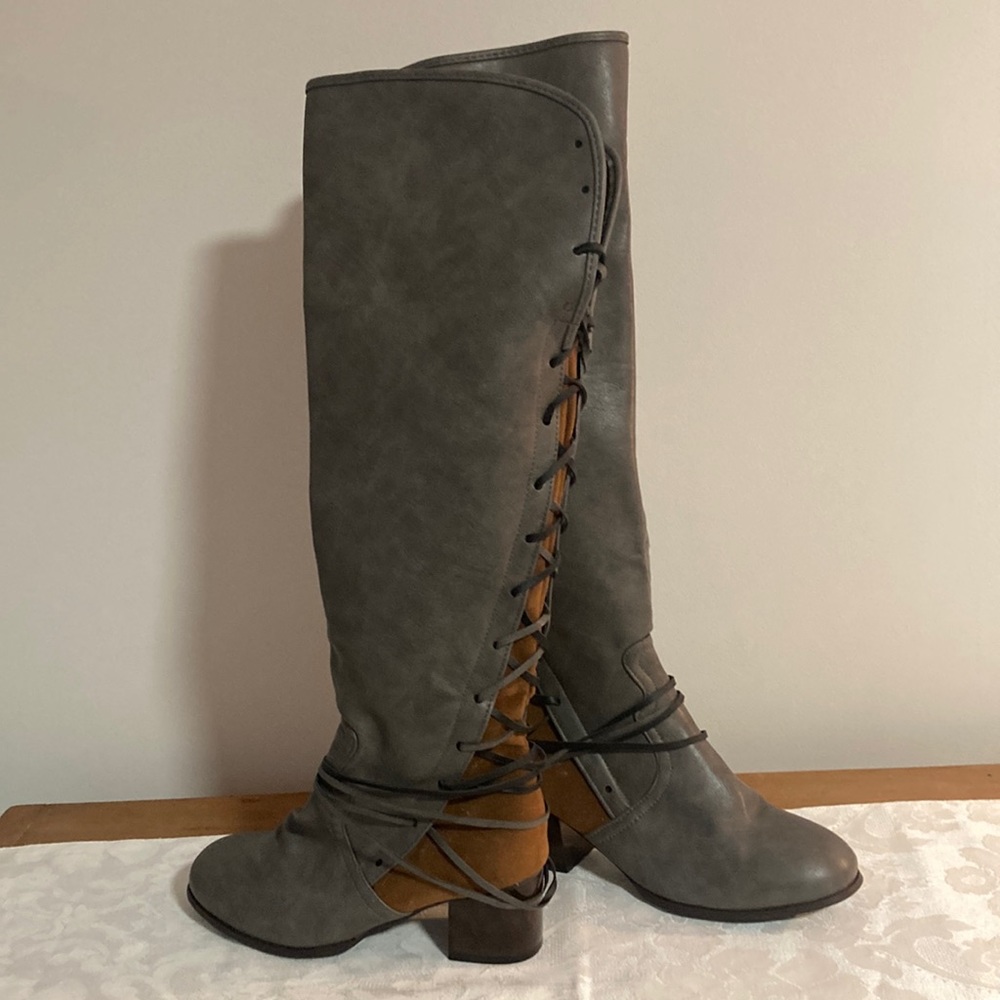 Gray lace and zipper boots!!